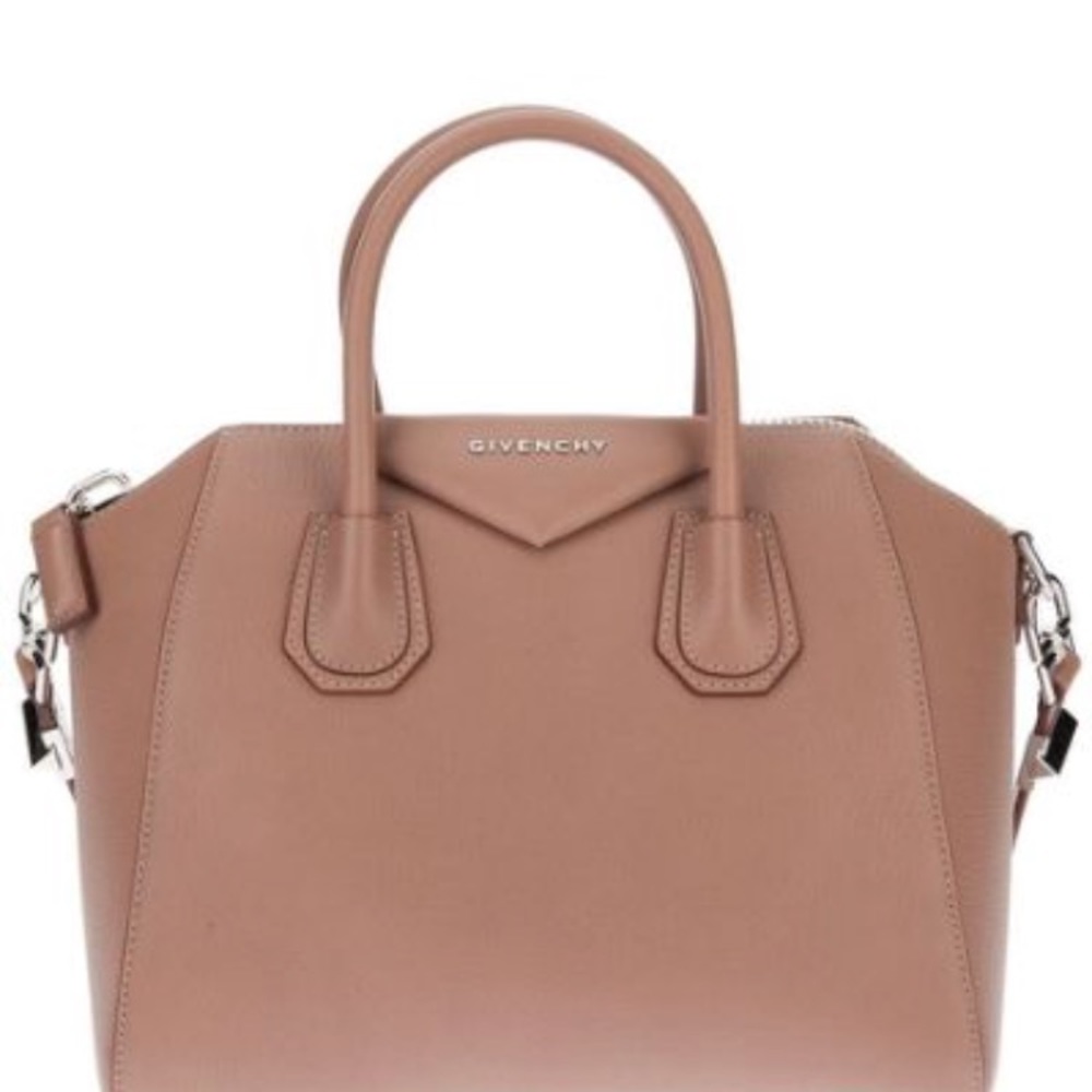 Meet your Posher, Kinzie